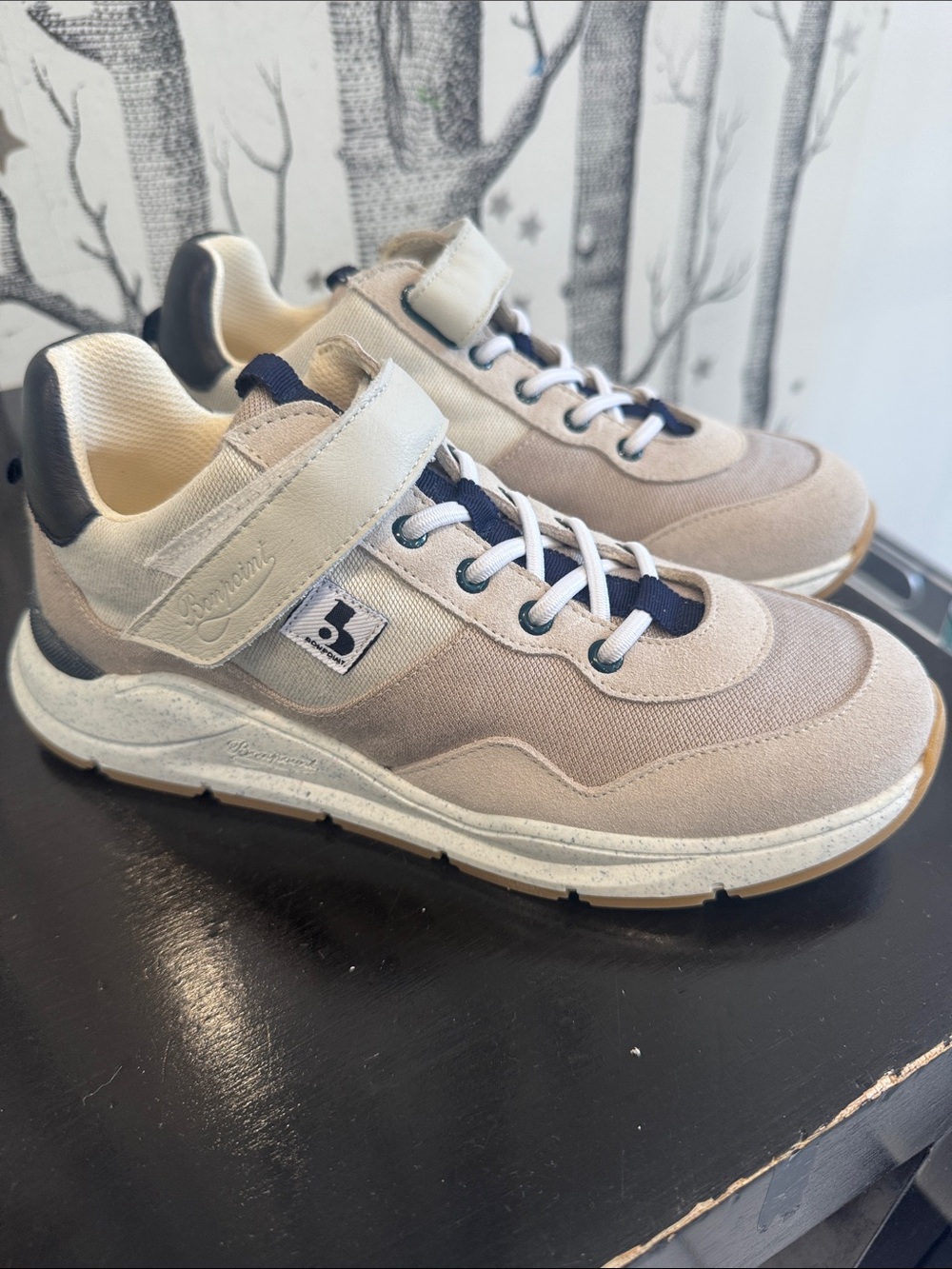 Bonpoint Beige and Navy Kids Sneakers